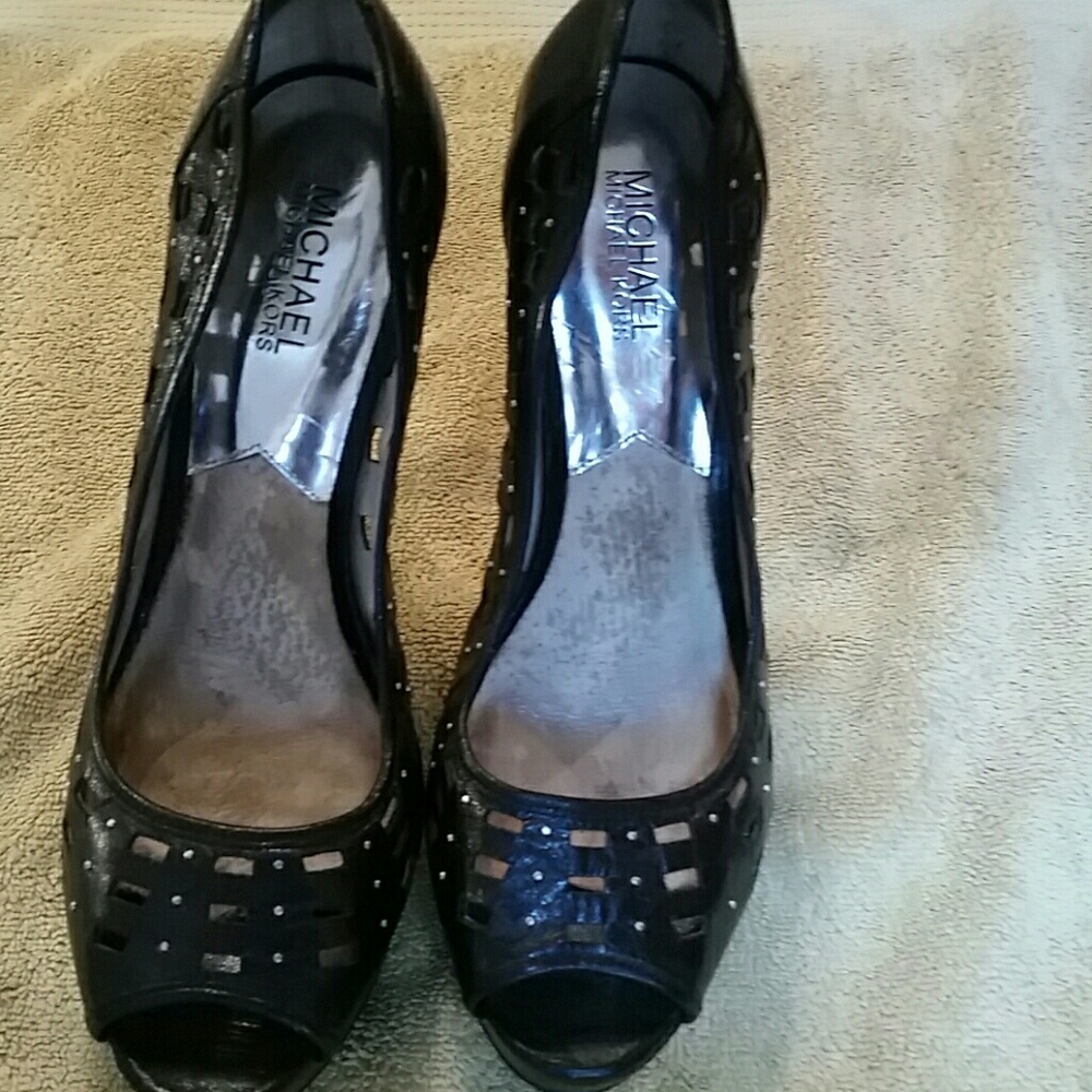 MICHAEL KORS HEELS